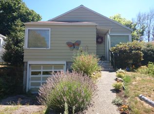 8210 35th Ave SW, Seattle, WA 98126