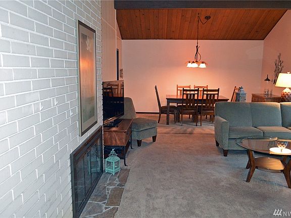 3rd image of 8128 Lakeridge Dr SE