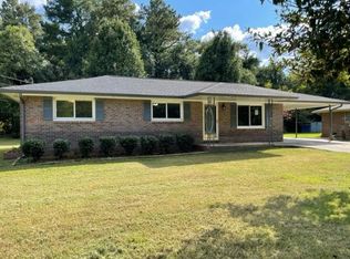 33 Oakdale Dr, Cartersville, GA 30120