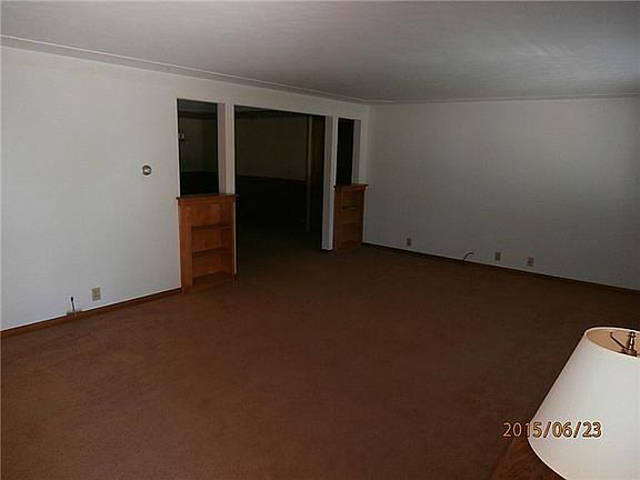 4th image of 317 Northfield Ave