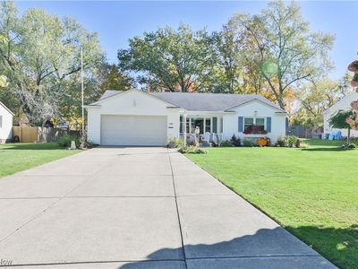 721 Cheriton Dr, Highland Heights, OH, 44143