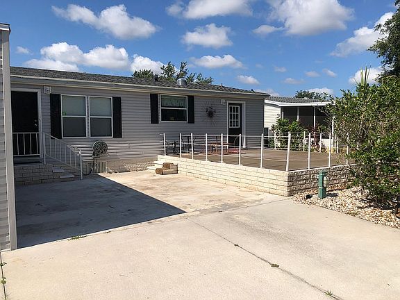 4th image of 315 Salt Creek Dr