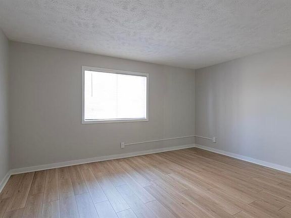3rd image of 801 N 48th St APT 1
