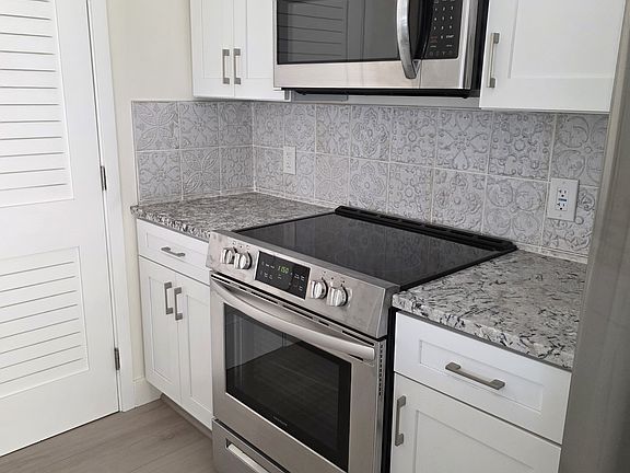 4th image of 14626 N Yerba Buena Way APT A