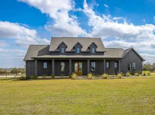 115 Country View Ln, Schulenburg, TX 78956