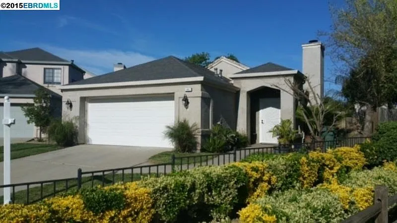 42 Nightingale Ct photo 1