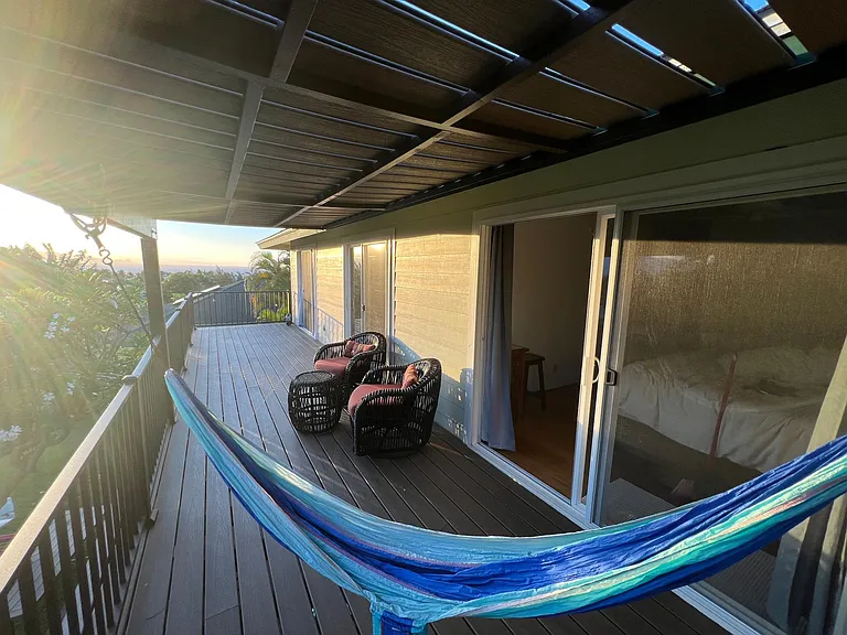 lanai hangout spot