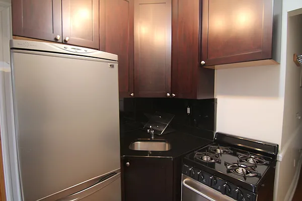 Rented by Compass | media 10