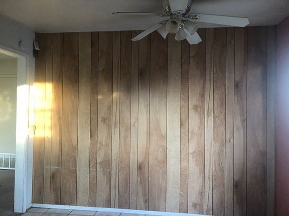 3rd image of 4312 Redbud Ave