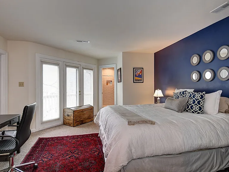 1301 Llewellyn Ave — Photo 14