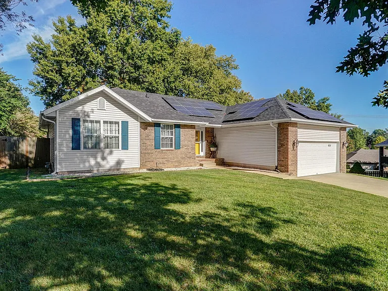 404 E Valley View Rd — Photo 4