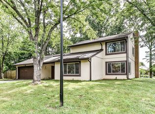 100 Farmington Ln, Sterling, VA 20164