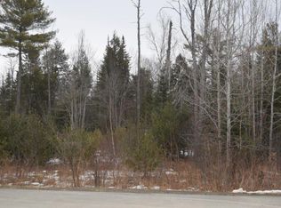 46 Fieldstone Dr, Belfast, ME 04915