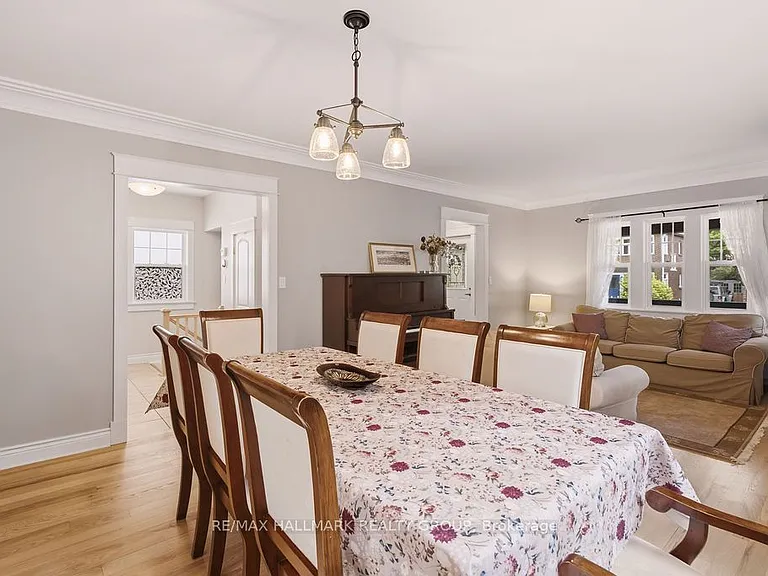 94 Marlborough Ave — Photo 10