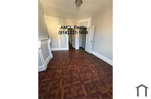 164 Waverly St Photo 1