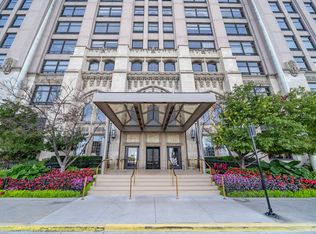 680 N Lake Shore Dr APT 604, Chicago, IL 60611