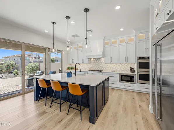 2387 E SUSAN Drive, Gilbert, AZ 85298