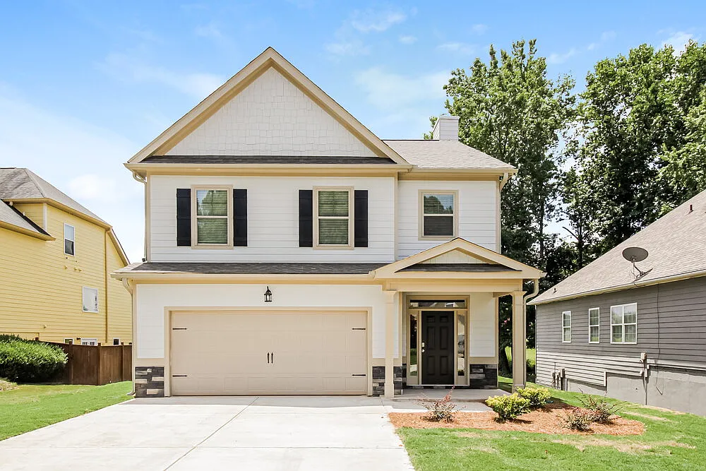 4 bed, 2.5 bath, 1898 sqft, $2,615 — Photo 1