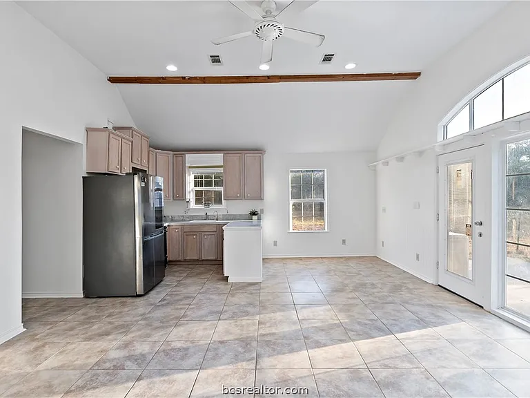 8111 S FM 2038 — Photo 24