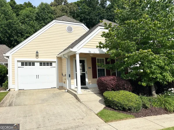 5033 Kathryn Glen Dr, Acworth, GA 30101
