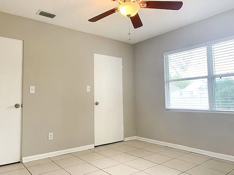 2177 Longwood Lake Mary Rd #1 — Photo 10