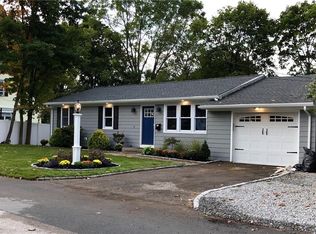 24 South St, Cranston, RI 02920