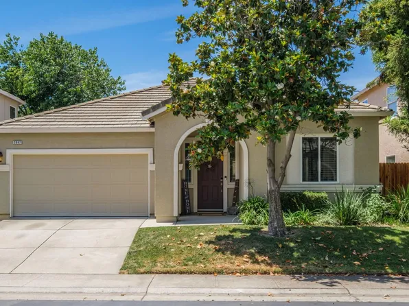 2847 Belle Fleur Way, Sacramento, CA 95833
