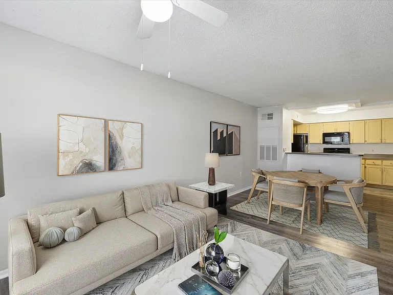 1 Bedroom - 1 Bed / 1 Bath - 709 Sq.Ft.