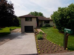 134 Hillcrest Dr, Pittsburgh, PA