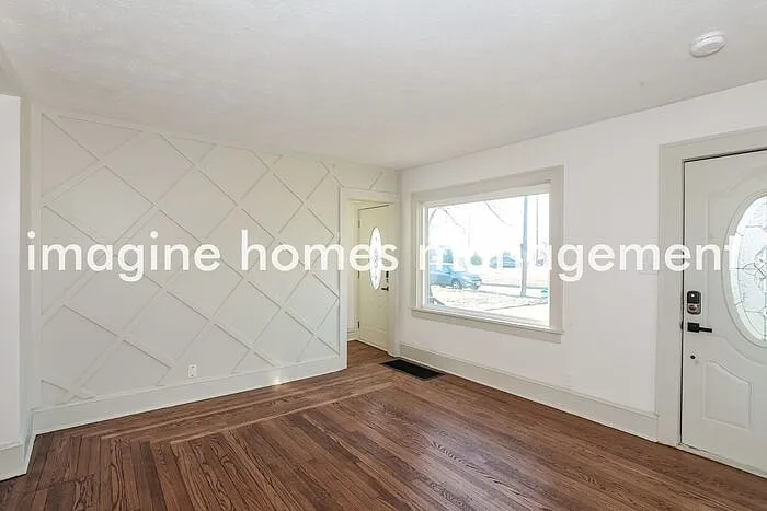 3424 Ridgewood Ave — Photo 5