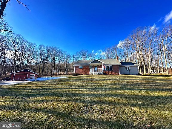 4th image of 11417 Kemp Dr NW