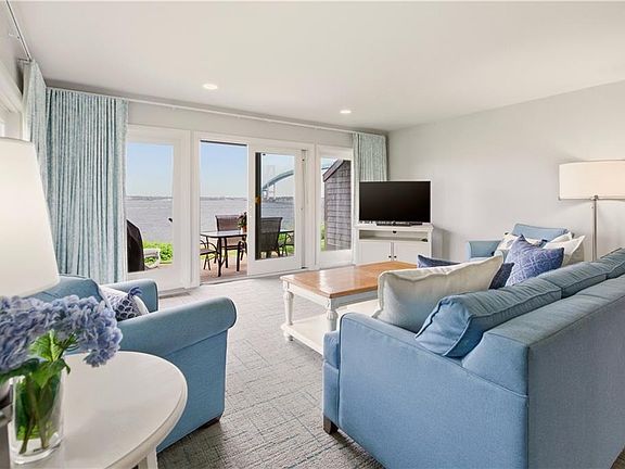 4th image of 150 Bay View Dr #14
