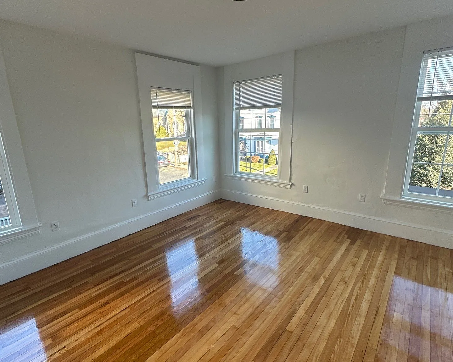 Studio, 360 sqft, $1,850 — Photo 4