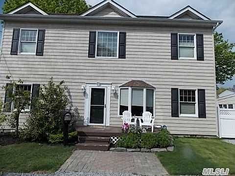1st image of 671 Montauk Hwy