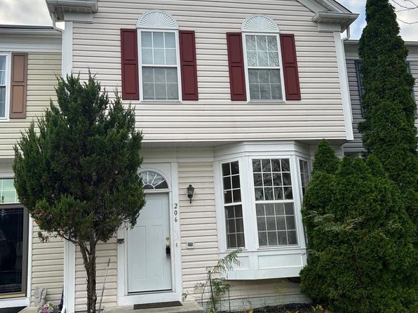 206 Arcadia Shores Cir