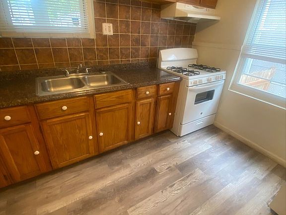 4th image of 6316 Sherry Ave