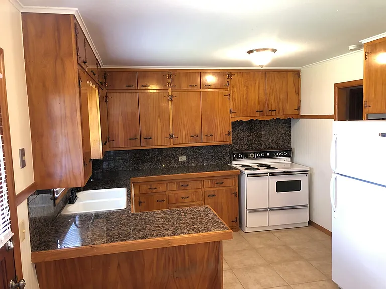 1113 Lincoln Dr — Photo 7