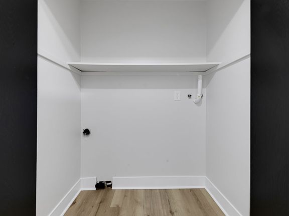 2nd image of 694 5th St APT 2