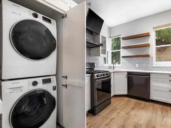 525 East 235th Street image 13 of 23