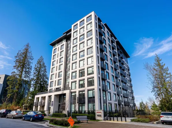 8750 University Cres #1202, Burnaby, BC V5A 0C8