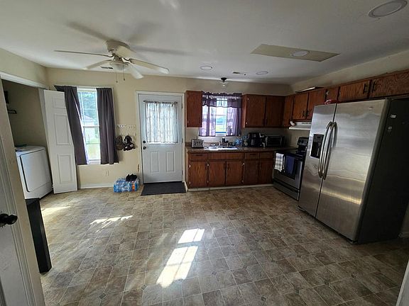 3rd image of 15472 Pungoteague Rd