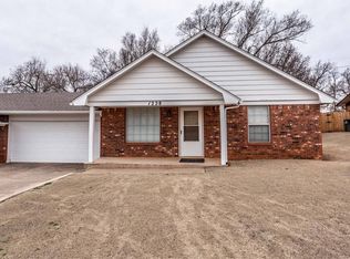 1228 Trenton Rd, Clinton, OK 73601