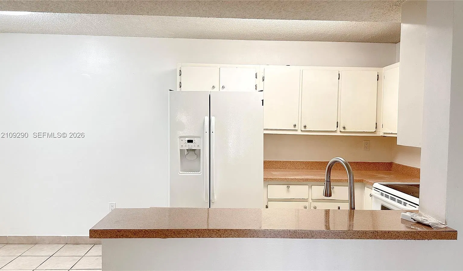 Palms Of Pembroke Condo — Photo 3