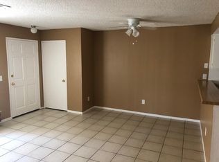 14825 Erwin St #204, Van Nuys, CA 91411