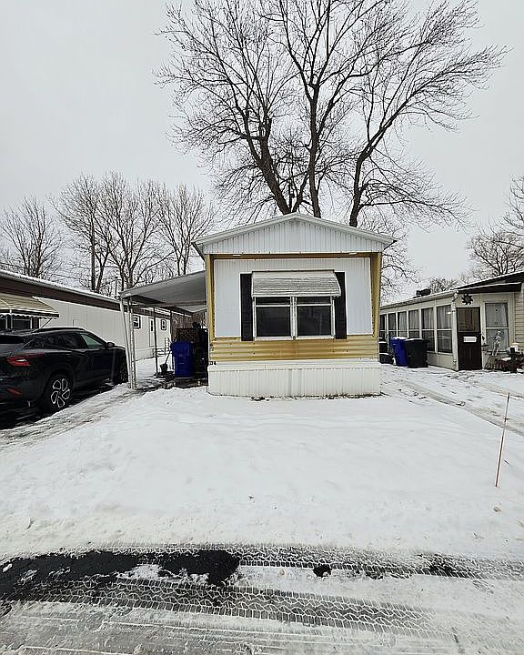 1st image of 20 Cayuga Blvd Trailer 34