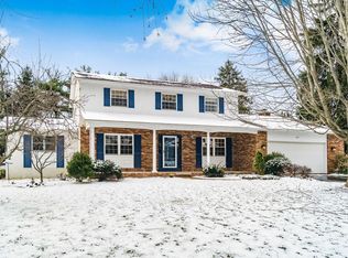 809 Colony Ct, Columbus, OH 43235