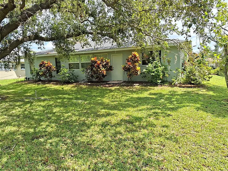 2223 Tinker St — Photo 22