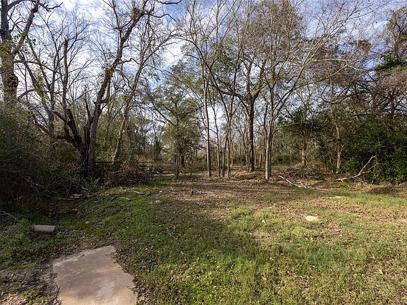 5th image of 9 Baker St