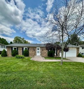 610 Fox Point Dr, Chesterton, IN, 46304