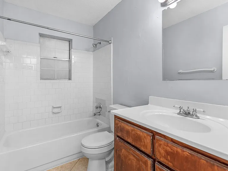 10150 Guidy Ln — Photo 17